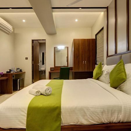 Magnus Fortune House Business Hotel , Magarpatta Mundhva 외부 사진