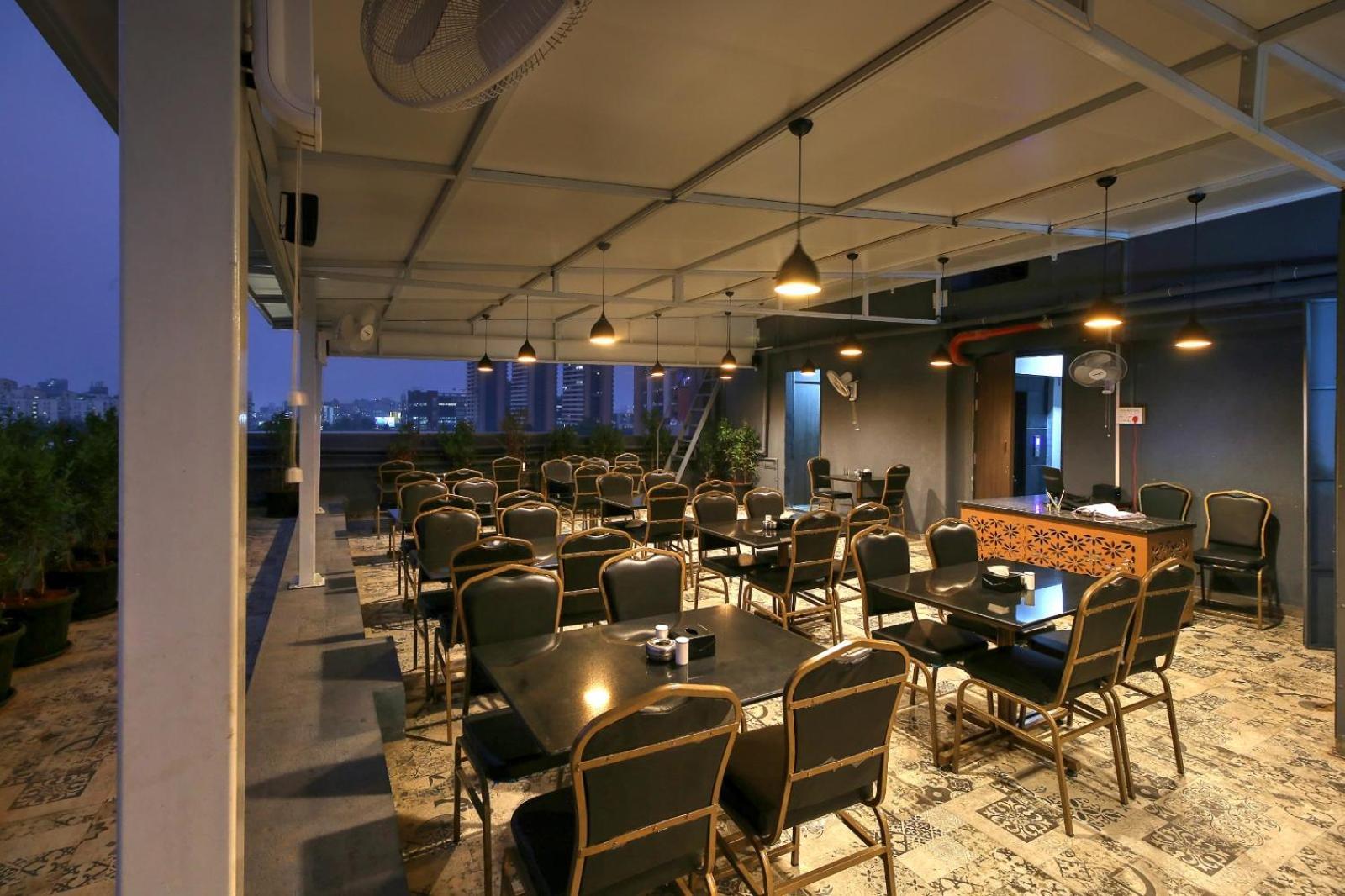 Magnus Fortune House Business Hotel , Magarpatta Mundhva 외부 사진