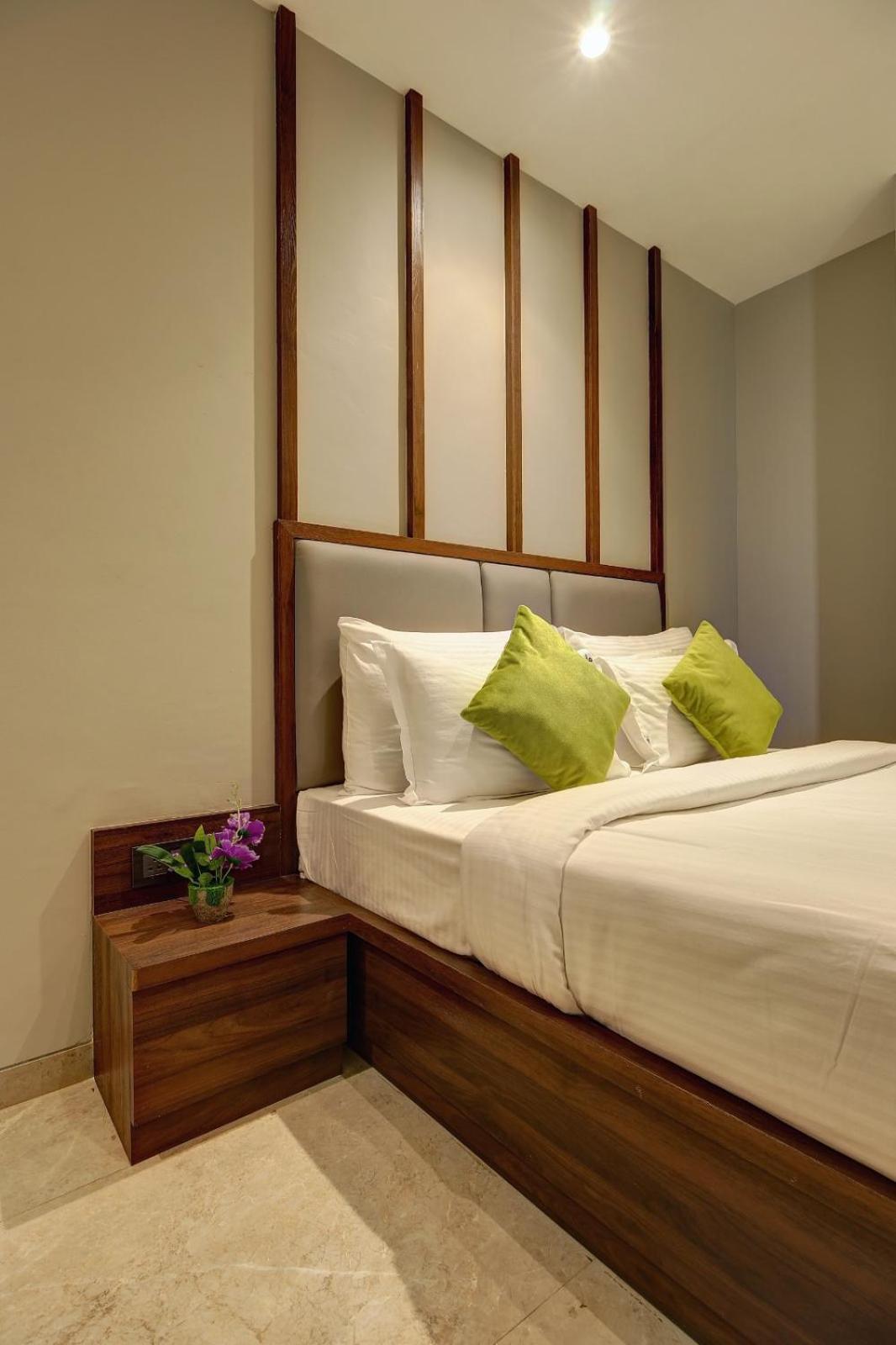Magnus Fortune House Business Hotel , Magarpatta Mundhva 외부 사진